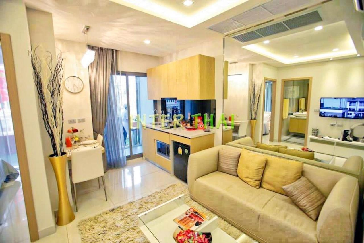 Arcadia Beach Resort Патая Екстериор снимка