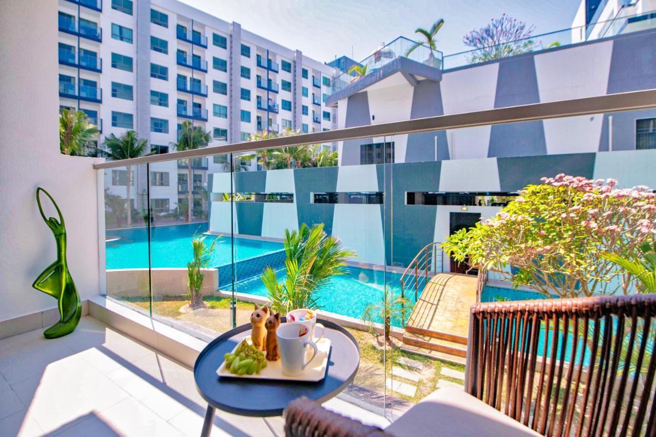 Arcadia Beach Resort Патая Екстериор снимка