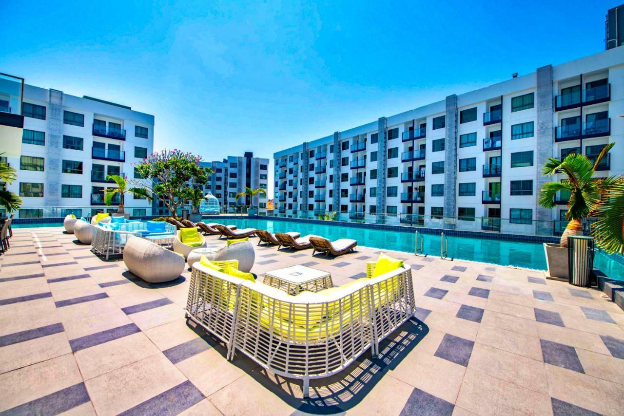 Arcadia Beach Resort Патая Екстериор снимка